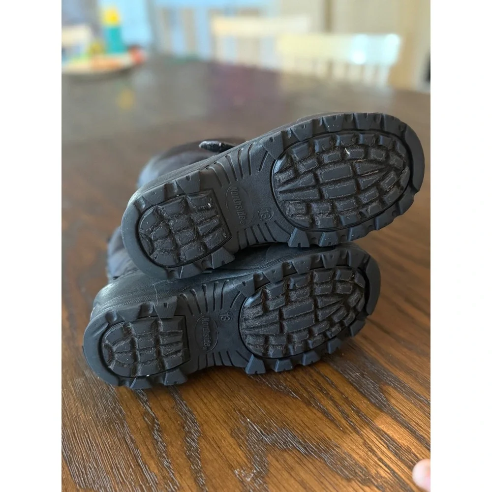 Northside Frosty Snow Boots Kids Size 13 Black Thermolite Insulated Waterproof